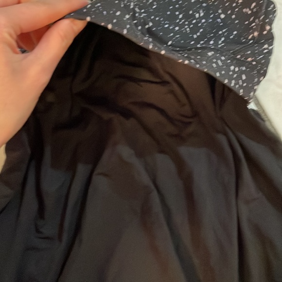 Lululemon sports bra tank top - Picture 3 of 6